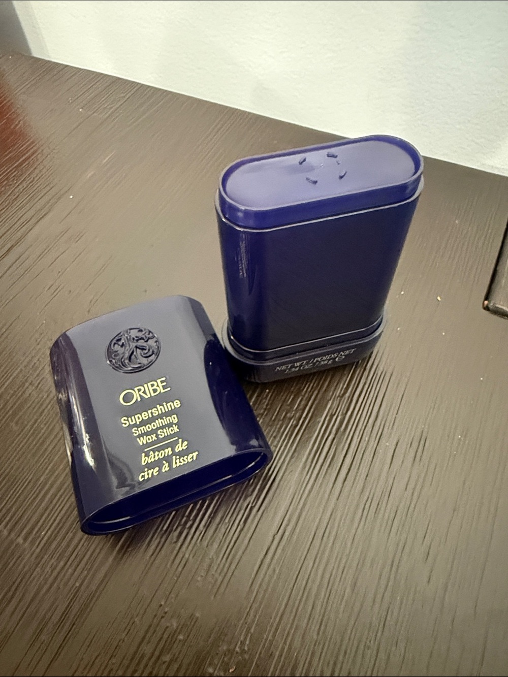 Oribe Supershine Smoothing Wax Stick - Picture 3 of 5